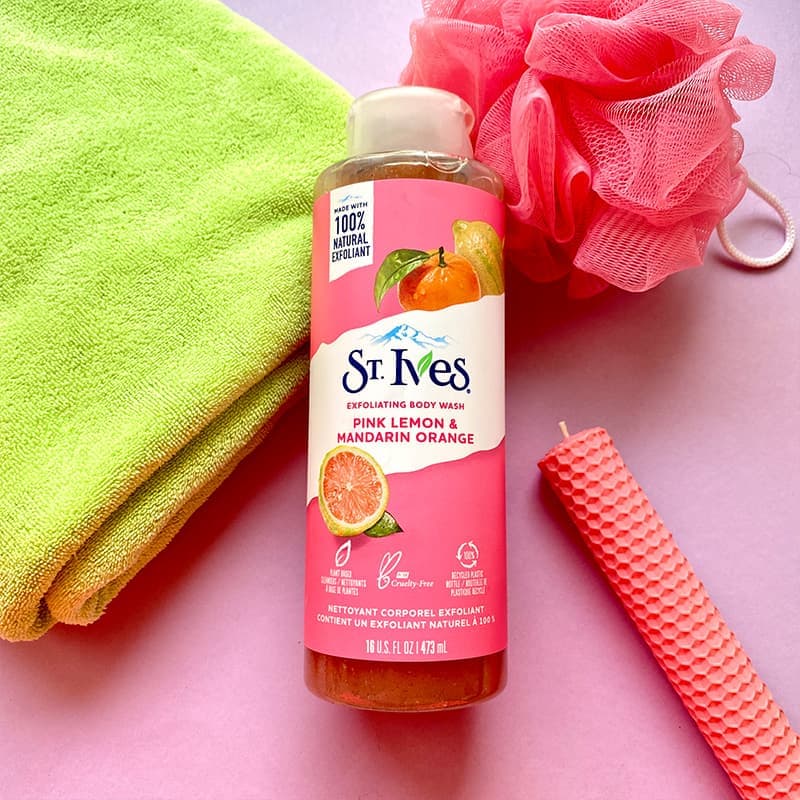 شامپو بدن سینت ایوز St. Ives حاوی لیمو صورتی و پرتقال ماندارین وزن 650 میل — تصویر ۴