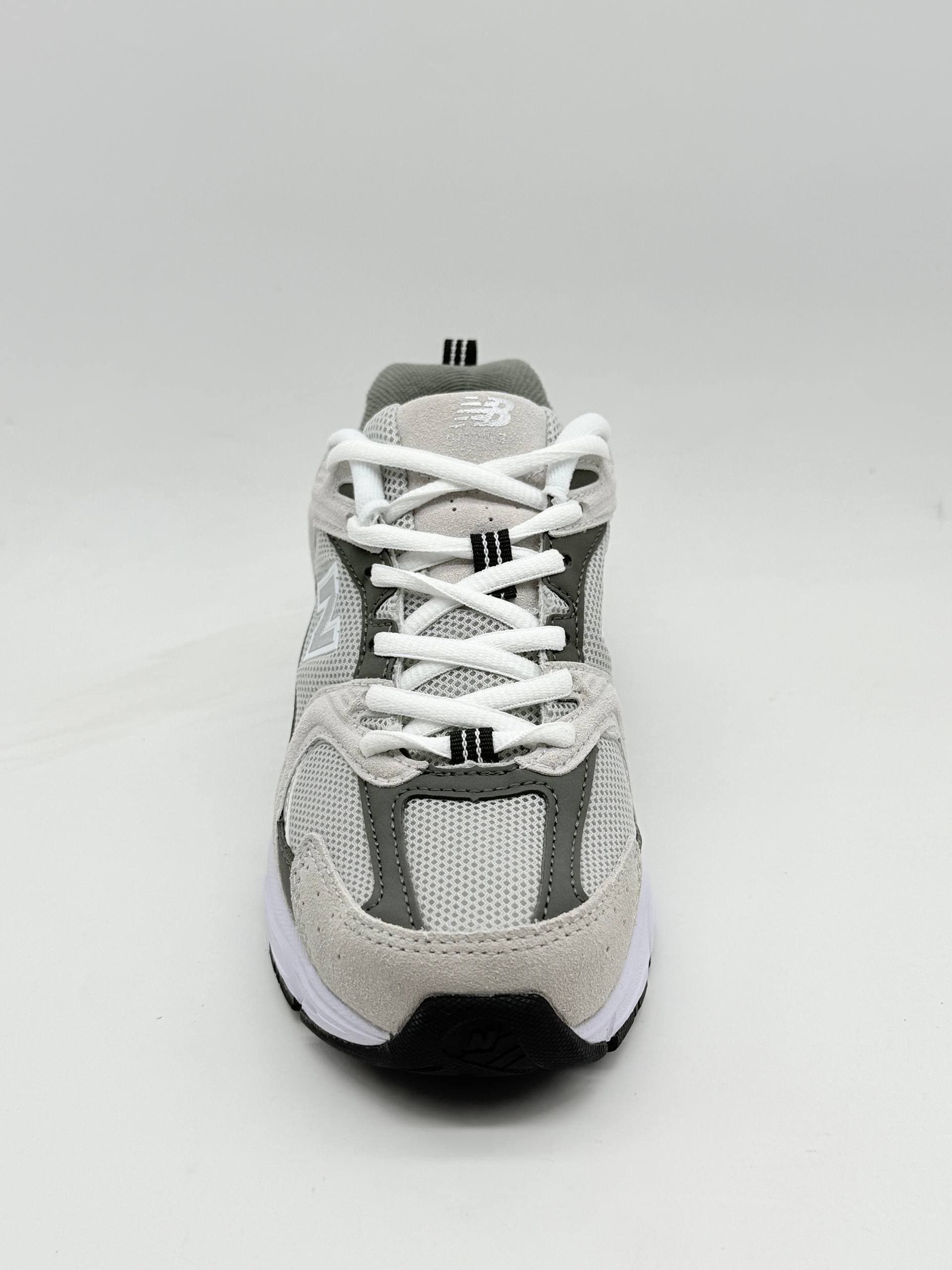 کفش نیوبالانس 530 زنانه خاکستری New Balance 530 gray Shoes — تصویر ۳