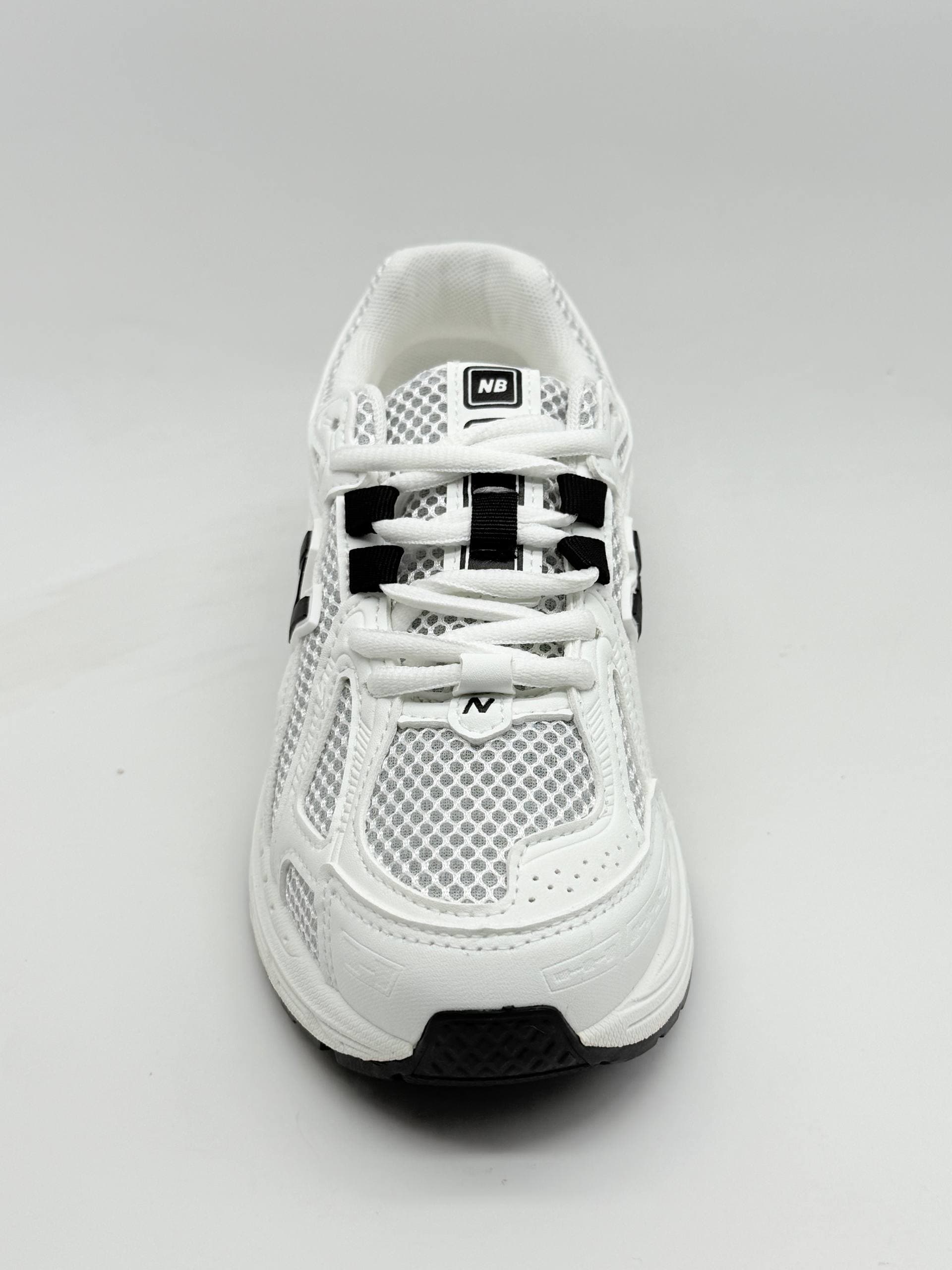کتانی نیوبالانس 1906 سفید مشکی New Balance 1906 white black Sneakers — تصویر ۳