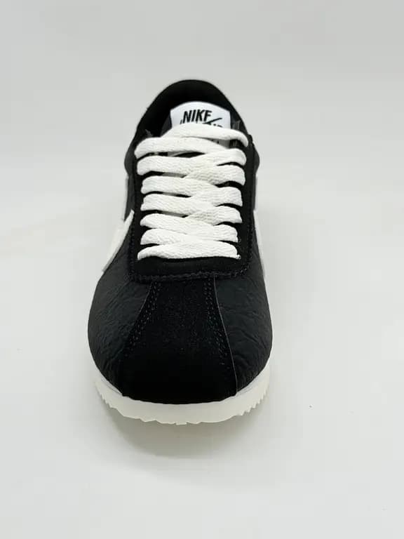 کفش نایک مشکی Black Nike shoes — تصویر ۳