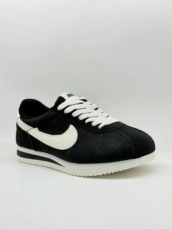 کفش نایک مشکی Black Nike shoes — تصویر ۲
