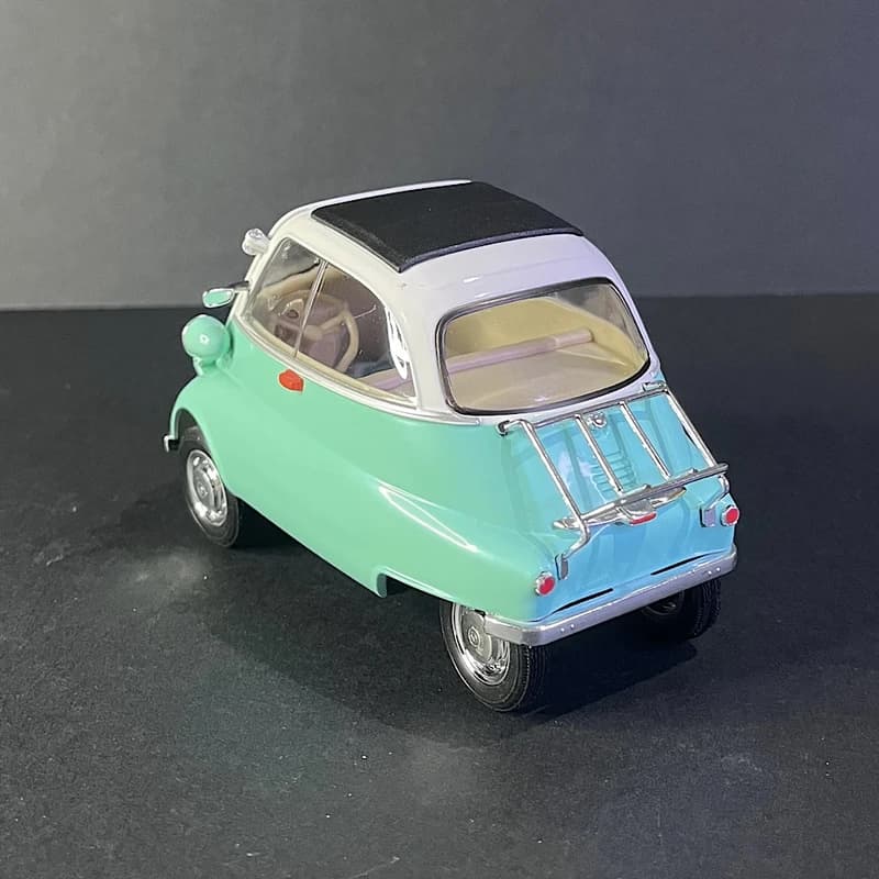 ماکت ماشین ولی BMW Isetta کد 24096W – مقیاس 1:18 — تصویر ۵