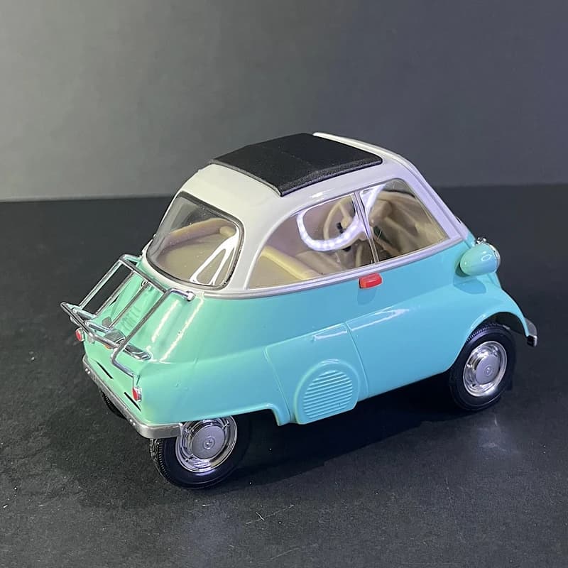ماکت ماشین ولی BMW Isetta کد 24096W – مقیاس 1:18 — تصویر ۶