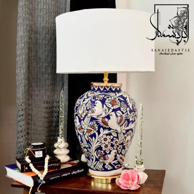 آباژور رومیزی لاجورد (بال قرمز)