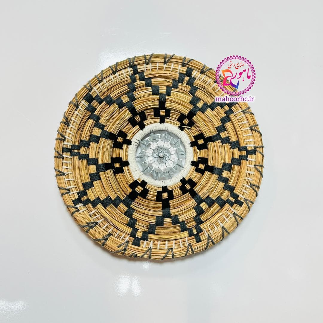 دیوارکوب حصیری پنگاش با دریم کچر سایز 25 | مدل 9