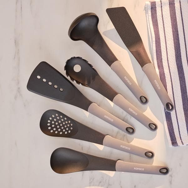 سرویس کفگیر ملاقه 7 پارچه کاراجا مدل Rue