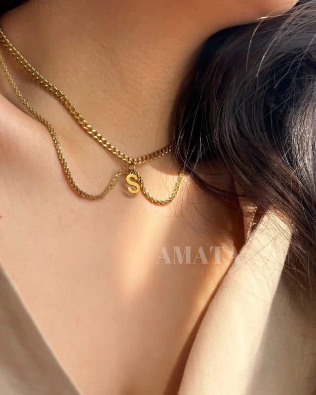 گردنبند یقه ای با آویز اول اسم