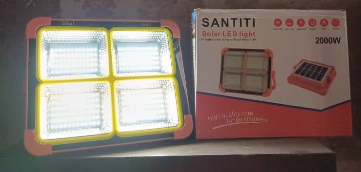 پروژکتور خورشیدی مدل ky100w