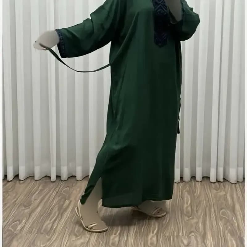 پیراهن کفتان کراش گلدوزی فری سایز زنانه تا سایز 52 شیک و راحت چهارفصل — تصویر ۳