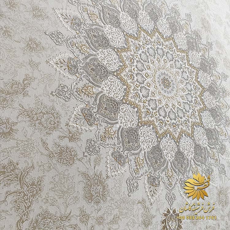 فرش گل ابریشم 1200 شانه طوسی طلایی — تصویر ۲