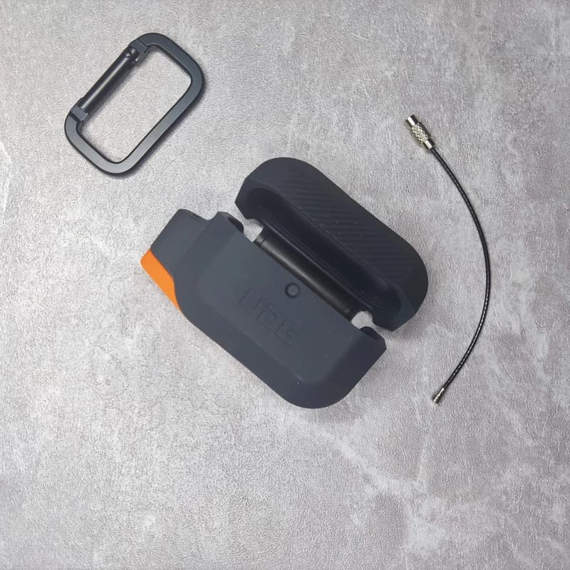 کاور یو ای جی مدل سیلیکونی AirPods Pro — تصویر ۴