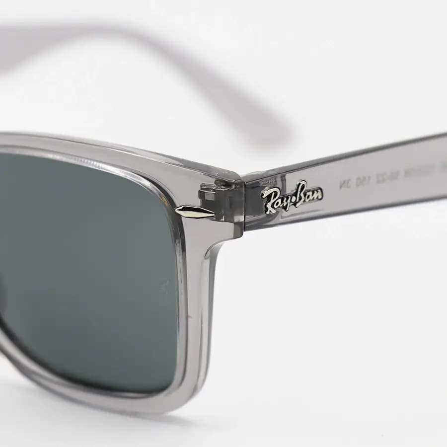 عینک آفتابی Ray-Ban با فریم شکل ویفرر، رنگ طوسی براق، لنز جنس شیشه و دودی تیره مدل RB4340 — تصویر ۵