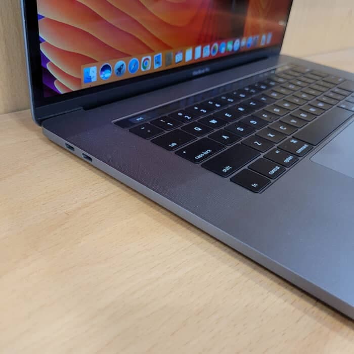 لپ تاپ استوک اپل Apple MacBook Pro 2019 Touch bar پردازنده Core i5 — تصویر ۲