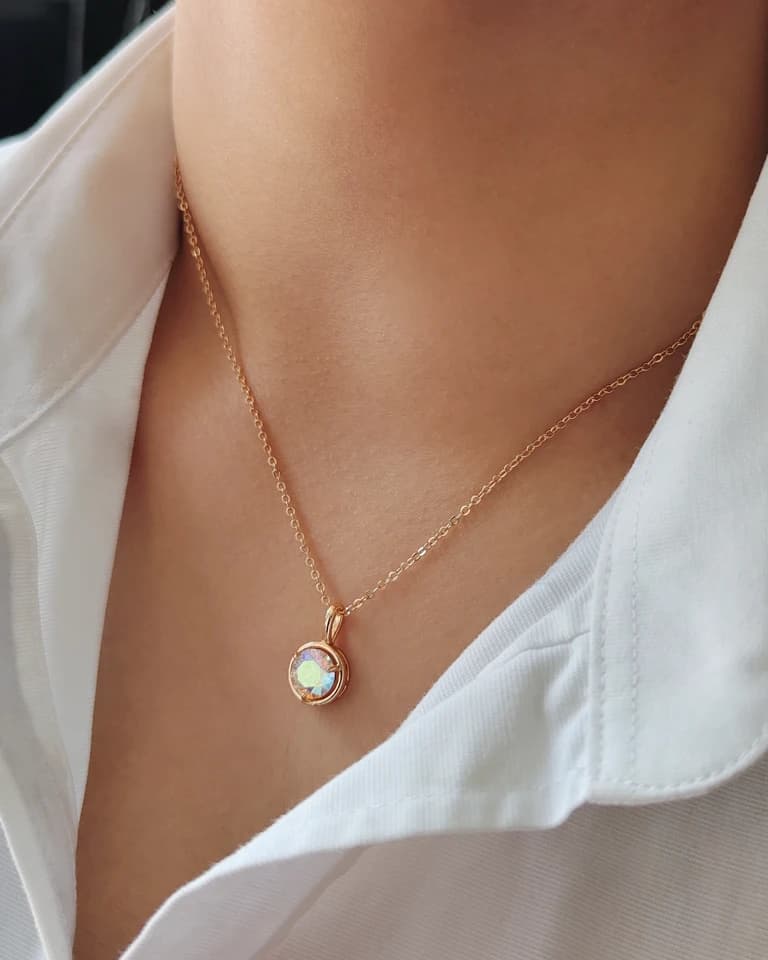گردنبند افرا ژوپینگ — تصویر ۲