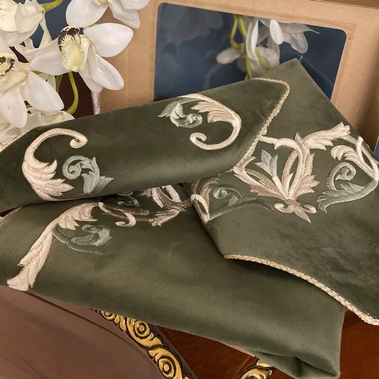 سجاده جانماز گلدوزی | رمیصا گالری — تصویر ۶