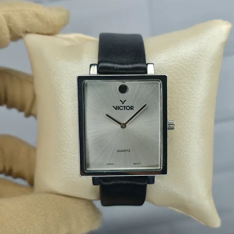 ساعت مچی زنانه ویکتور فرانسه اورجینال مشکی نقره ای مدل V1233L — تصویر ۳
