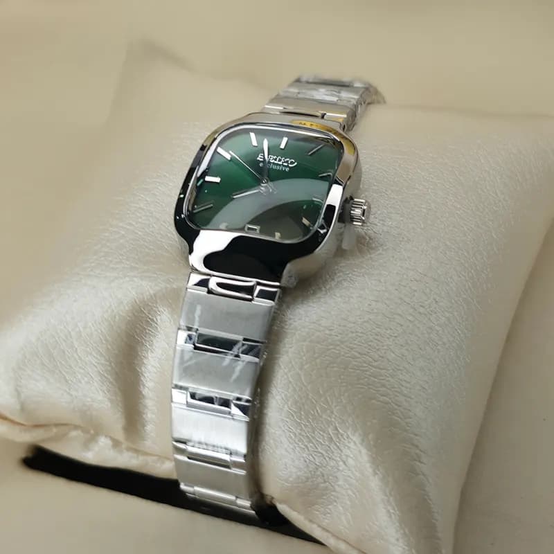 ست ساعت مچی مردانه و زنانه سیکو اکسکلوسیو اورجینال ژاپن نقره ای سبز مدل 3233G — تصویر ۷