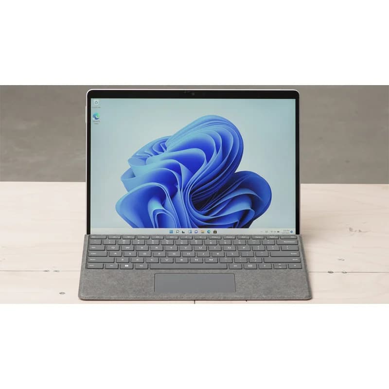 لپ تاپ استوک مایکروسافت مدل Surface Pro 8 صفحه لمسی 13 اینچی پردازنده i5 رم 8 گیگابایت هارد 256 گیگابایت SSD گرید A++