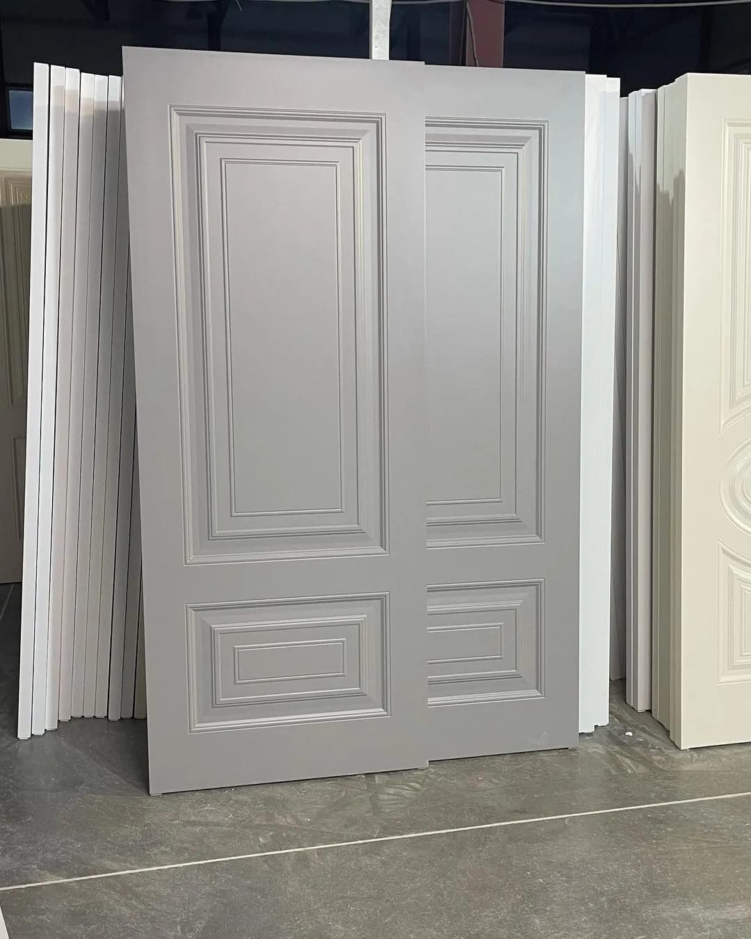 درب MDF طوسی کلاسیک کد 30669 — تصویر ۳