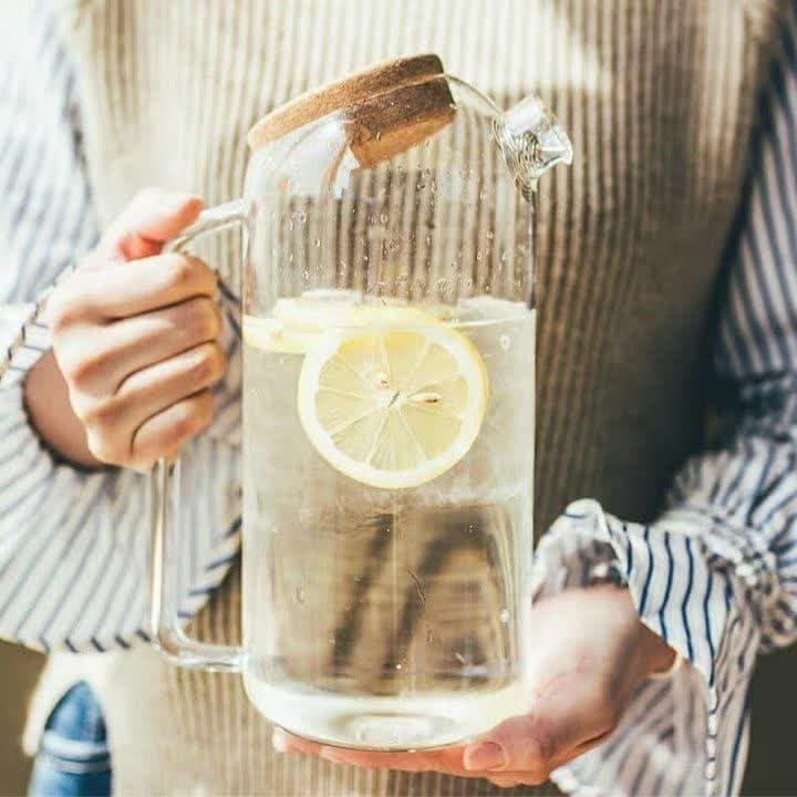 پارچ پیرکس درب دکمه ای