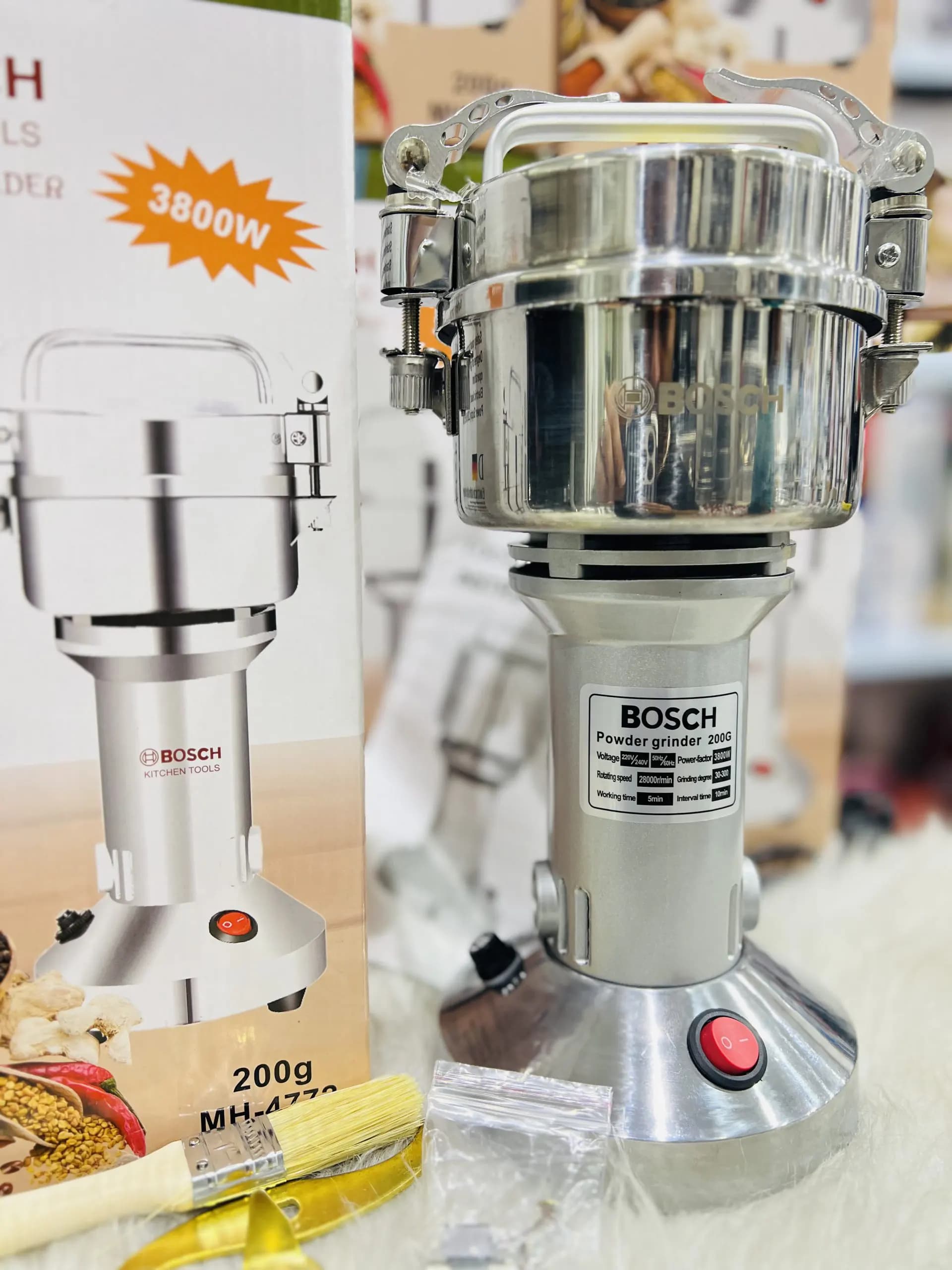 آسیاب صنعتی بوش مدل MH-4772 |ظرفیت 200 گرم | 3800 وات