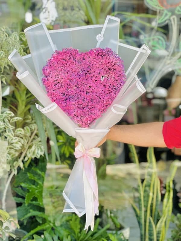 دسته گل ژیپسوفیلا قلب با رنگ بندی
