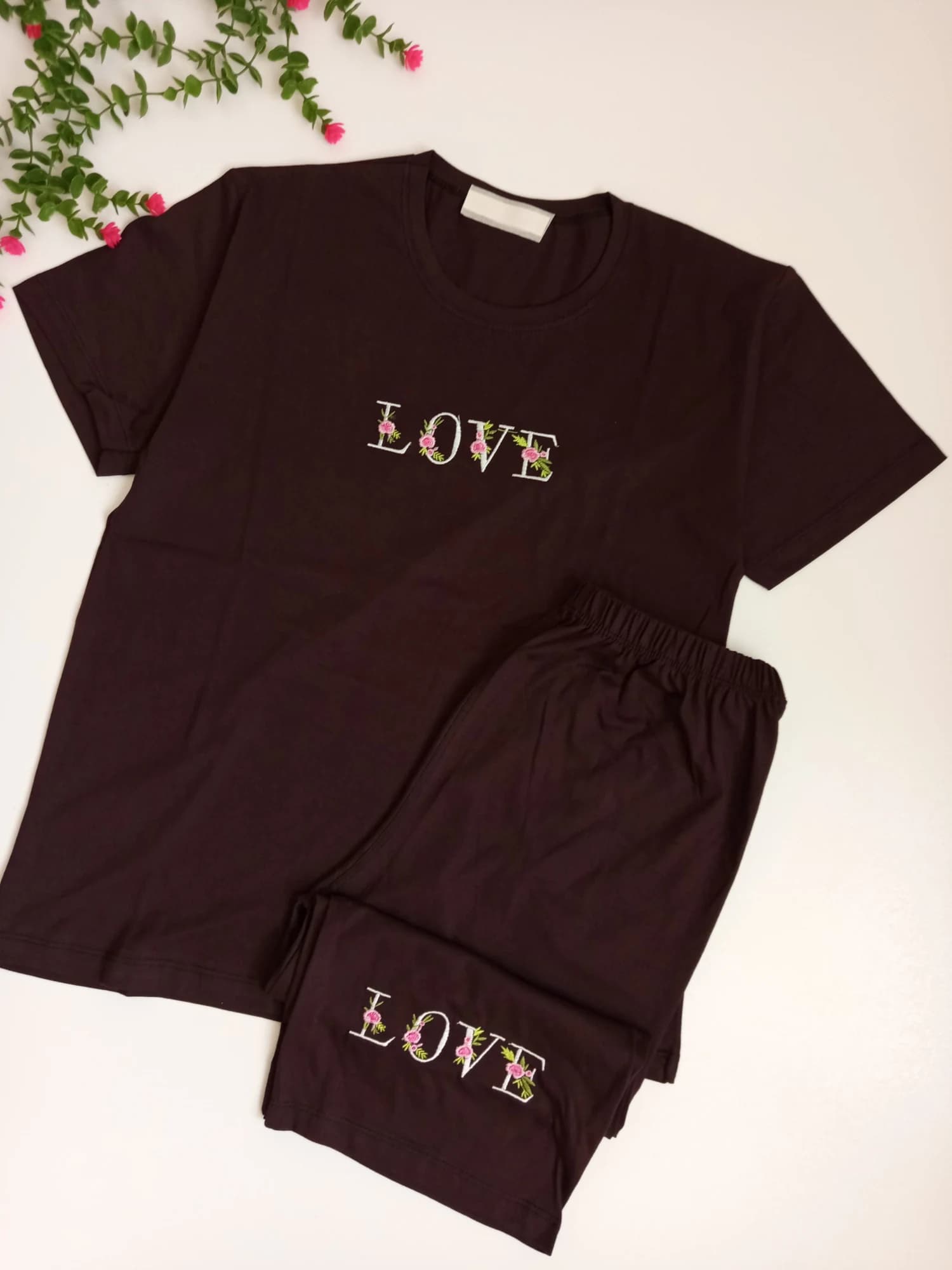 ست تیشرت شلوارک نخ پنبه زنانه LOVE سایز 38 تا 48 — تصویر ۷