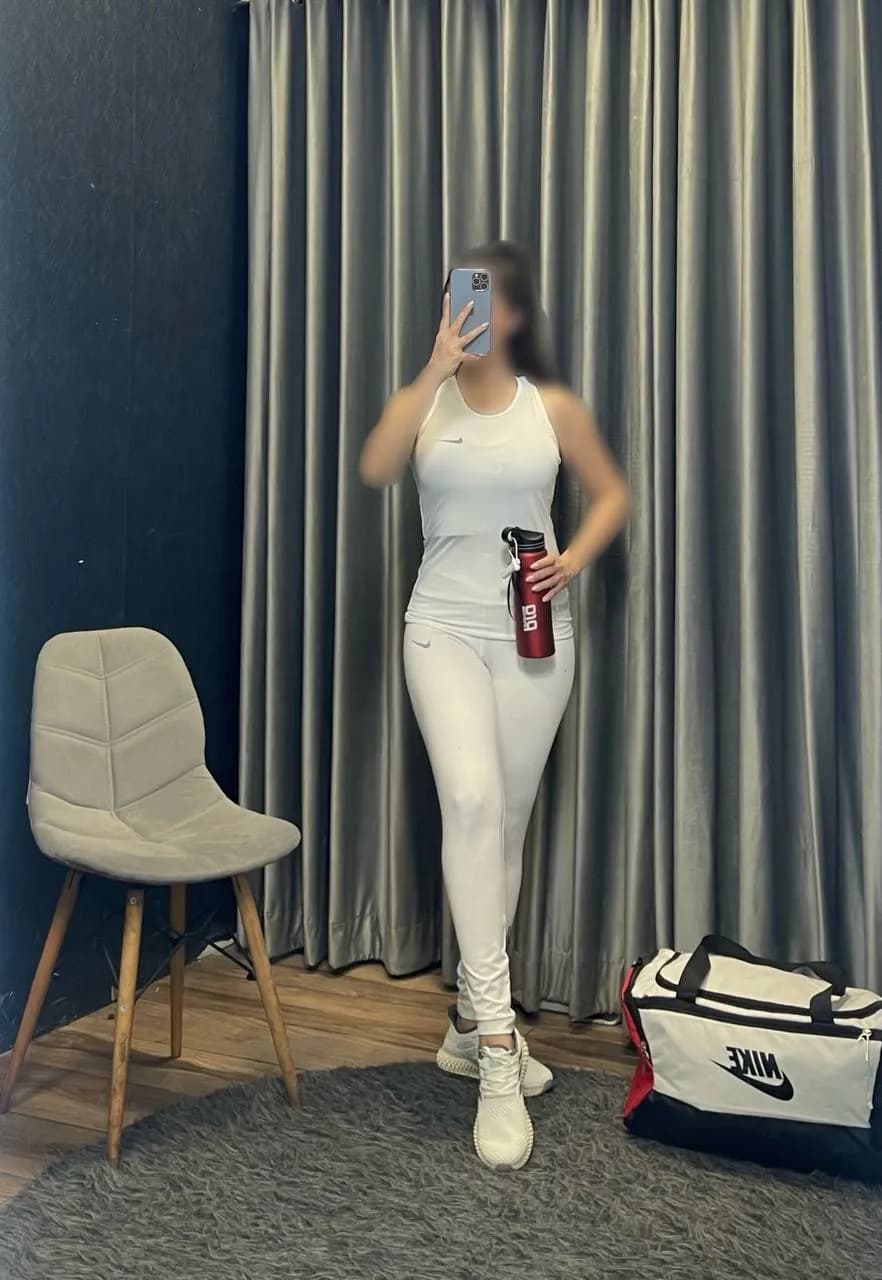 ست ورزشی زنانه تاپ و لگ