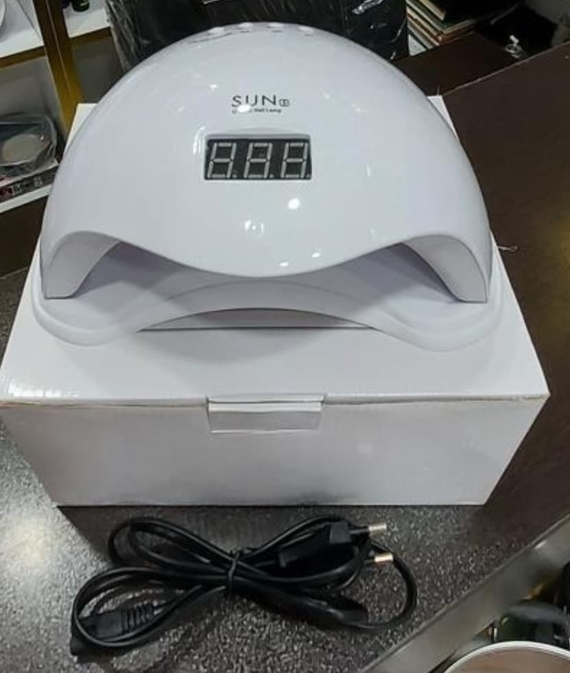 دستگاه یو وی مدل UVLED Nail Lamp ۴۸ وات – خشک‌کن سریع و حرفه‌ای ناخن — تصویر ۴