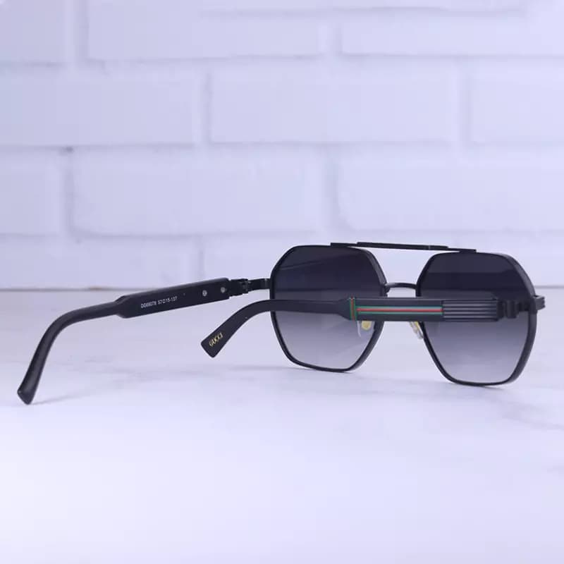 عینک آفتابی گوچی مشکی فریم چند ضلعی GG 69078/1 — تصویر ۴