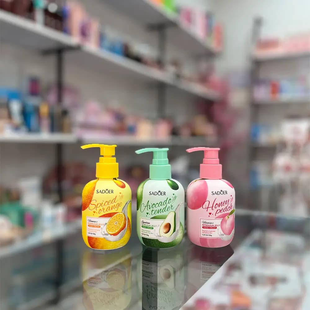 کرم ابرسان مناسب دست و صورت بدن سادور