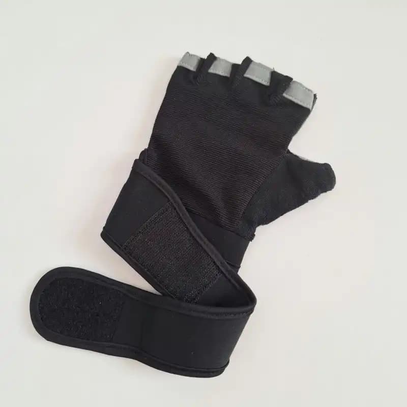 دستکش بدنسازی مردانه آندر آرمور DKA-552 — تصویر ۷
