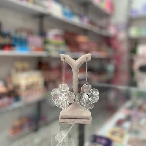 گوشواره آویز گل مرواریدی استیل وارداتی ضدحساسیت سیلور — تصویر ۲