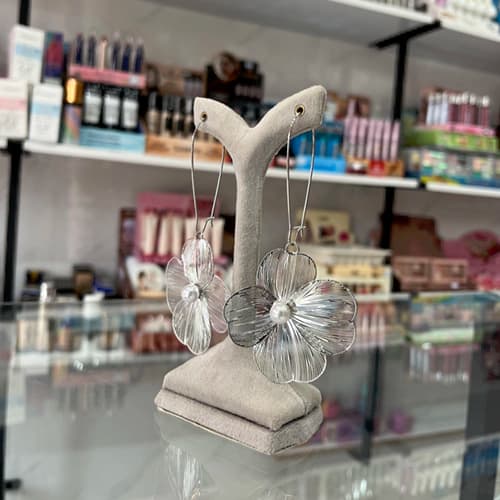 گوشواره آویز گل مرواریدی استیل وارداتی ضدحساسیت سیلور — تصویر ۳