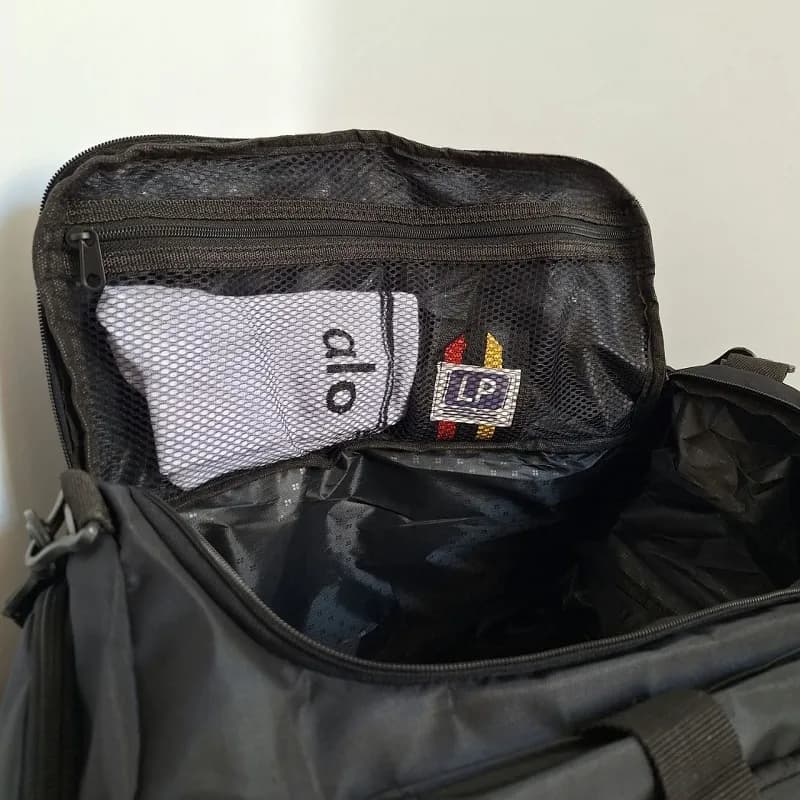 ساک ورزشی نایک جاشیکر دار و جاکفشی دار SN-65 — تصویر ۲