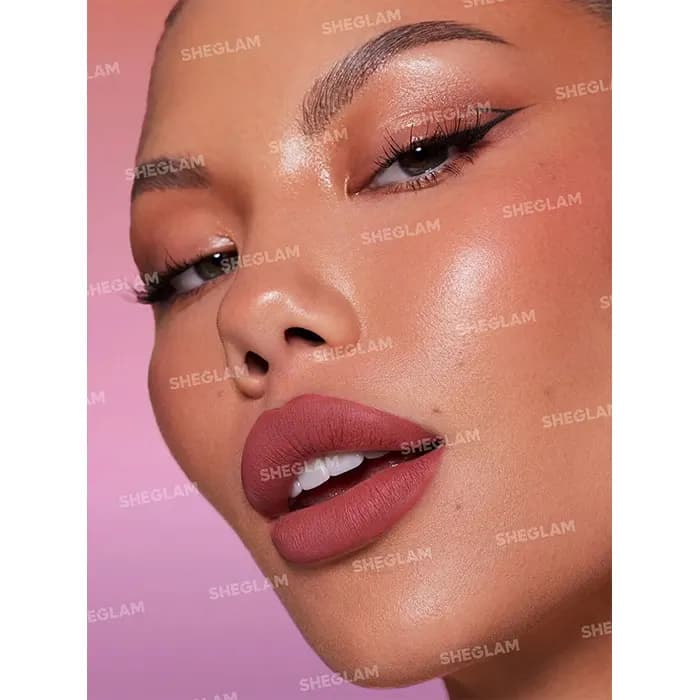 رژ لب براق شیگلم Sheglam رنگ Rent Free — تصویر ۹