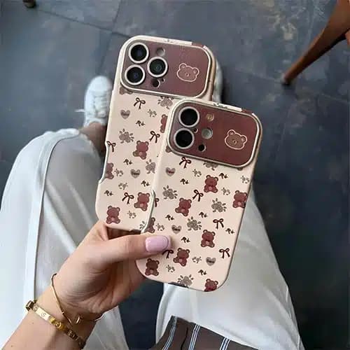 قاب تدی و پاپیون قهوه ای متاسب گوشی اپل iPhone 16 Pro Max — تصویر ۲