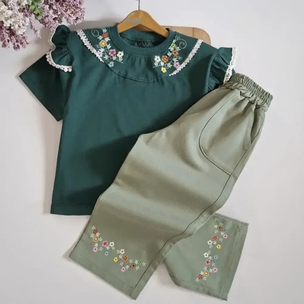 ست تیشرت و شلوار بگ کتان بچگانه دخترانه و پسرانه سایز 40 تا 60 — تصویر ۲