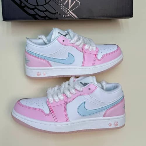 کفش کتونی نایک ایر جردن 1 پنجه گربه ای Nike Air Jordan 1 Low SE Paw Print — تصویر ۹