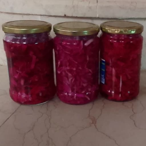 ترشی کلم قرمز خانگی وزن 800 گرمی