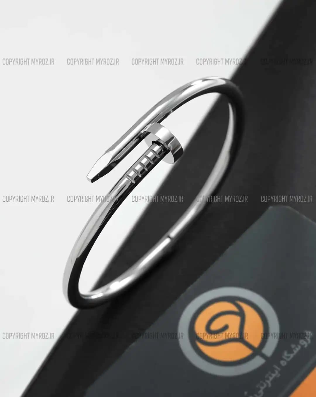 دستبند استیل زنانه کارتیر CARTIER مدل میخ کد 2403 — تصویر ۴