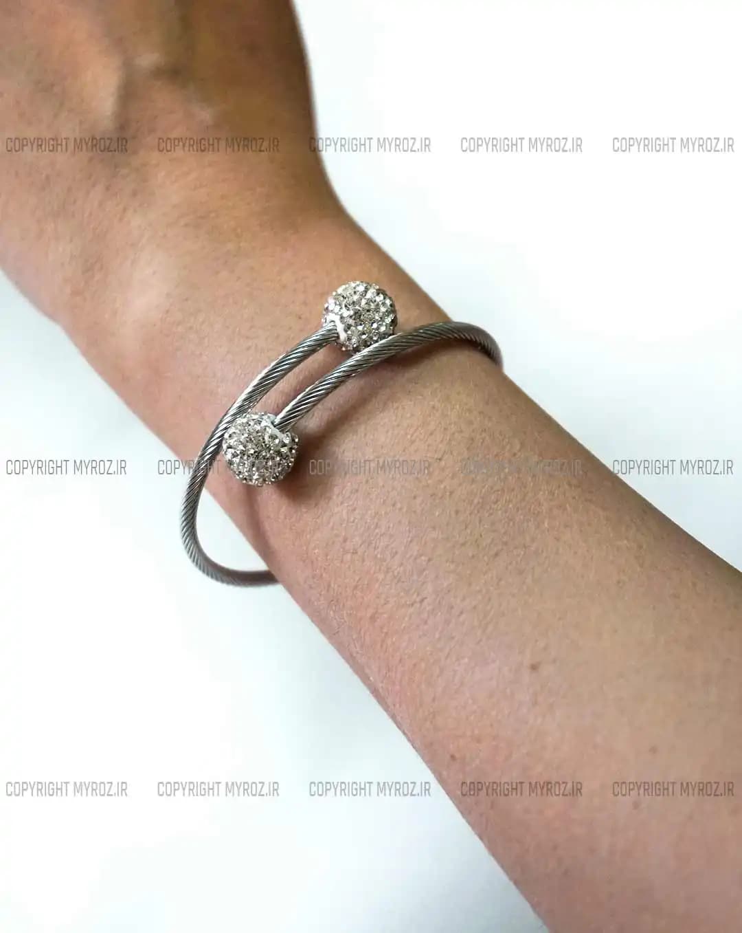دستبند استیل زنانه کارتیر CARTIER مدل النگویی کد 2401 — تصویر ۳