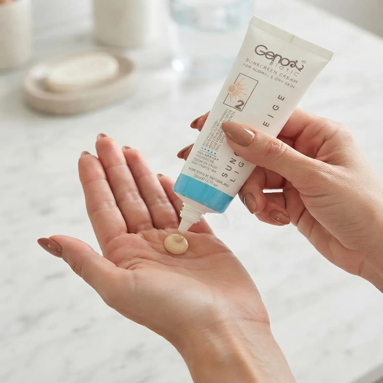 کرم ضد آفتاب بژ روشن ۲ پوست خشک SPF50 ژنو ۵۰ میلی‌لیتر | Geno Sunscreen SPF50 Beige Light 2 for Dry Skin 50ml — تصویر ۲