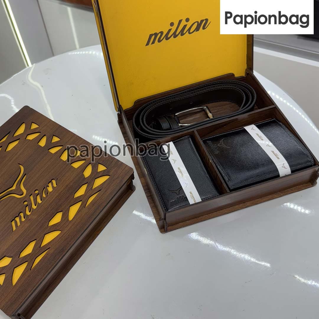 ست مردانه چرم طبیعی 3 تیکه (کیف پول، جاکارتی، کمربند) کد719 — تصویر ۸