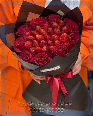 ارسال گل طبیعی برای مطب دکتر خیراندیش در تهران — تصویر ۲