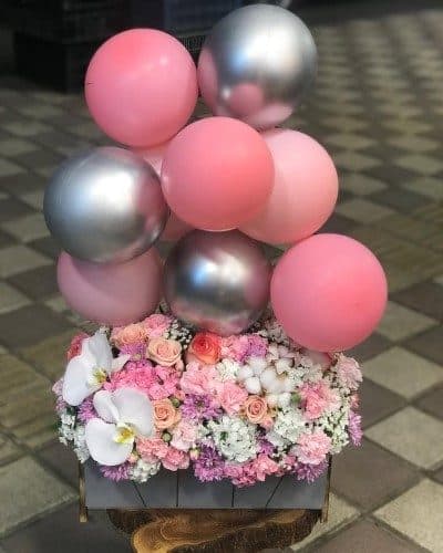 چگونه میتوانم برای روز مهندس گل رسمی و شیک تهیه کنم؟