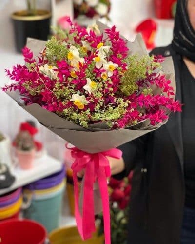 سفارش گل تبریک برای همکار مهندس از چه طریقی انجام می‌شود؟