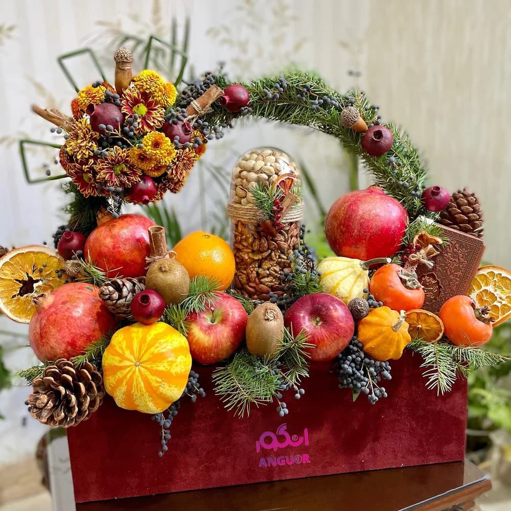 باکسی به بلندای شب یلدا — تصویر ۳
