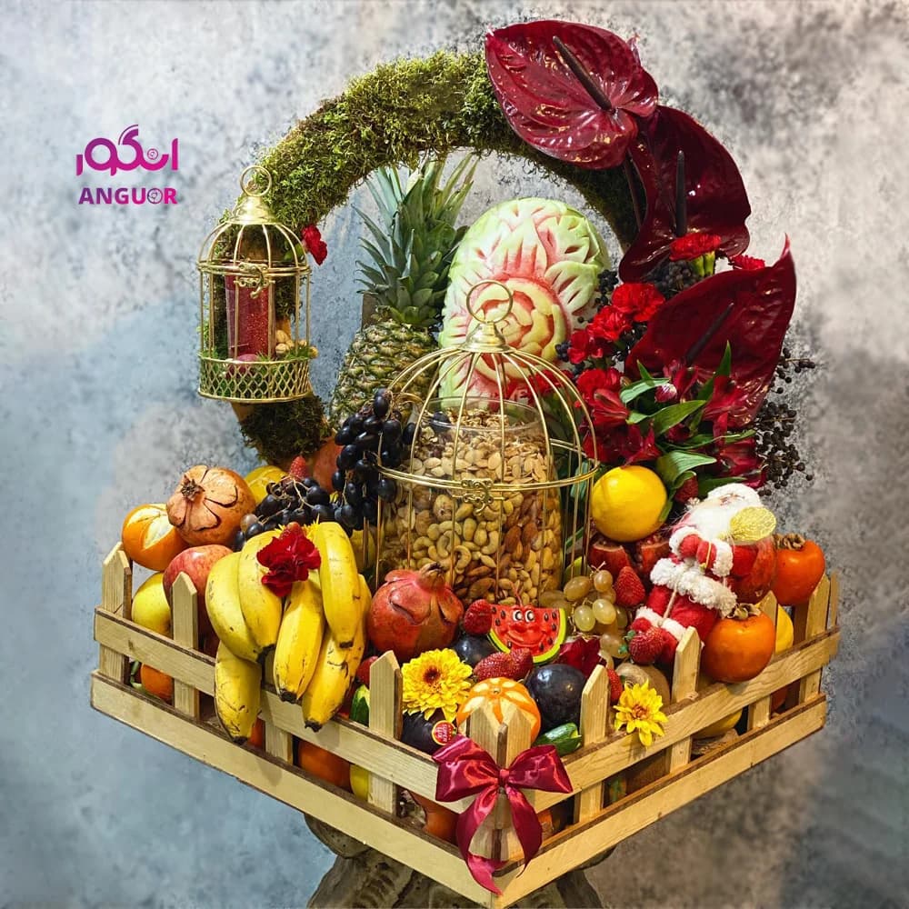 باکس گل و میوه عطر و بوی یلدا