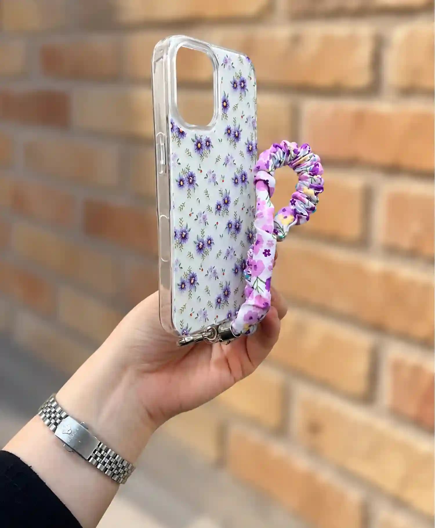 قاب شفاف آویز دار طرح دار گوشی موبایل Iphone 16 — تصویر ۲
